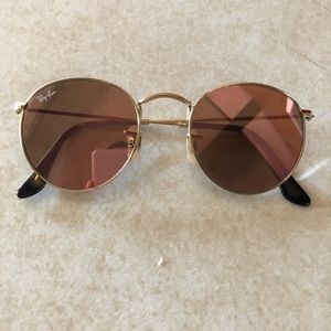 Rose gold Ray ban mirrored sunglasses